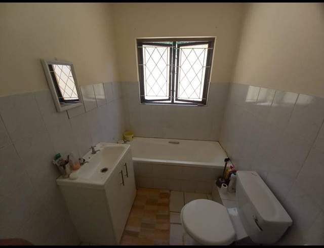 2 BEDROOM PROPERTY TO RENT IN BELLAIR